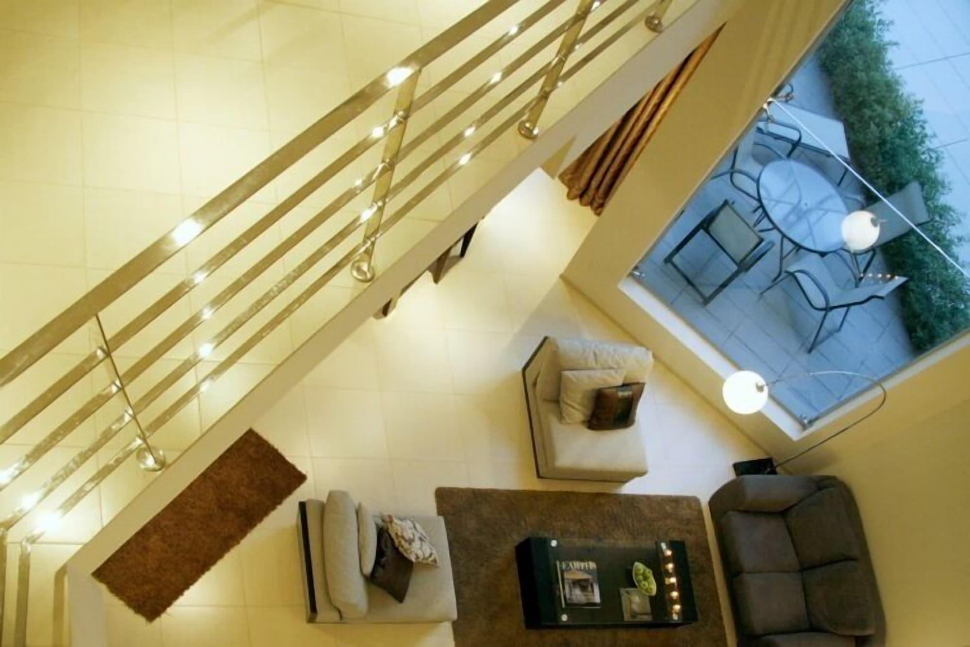 Sea Loft Villas Manama Exterior photo