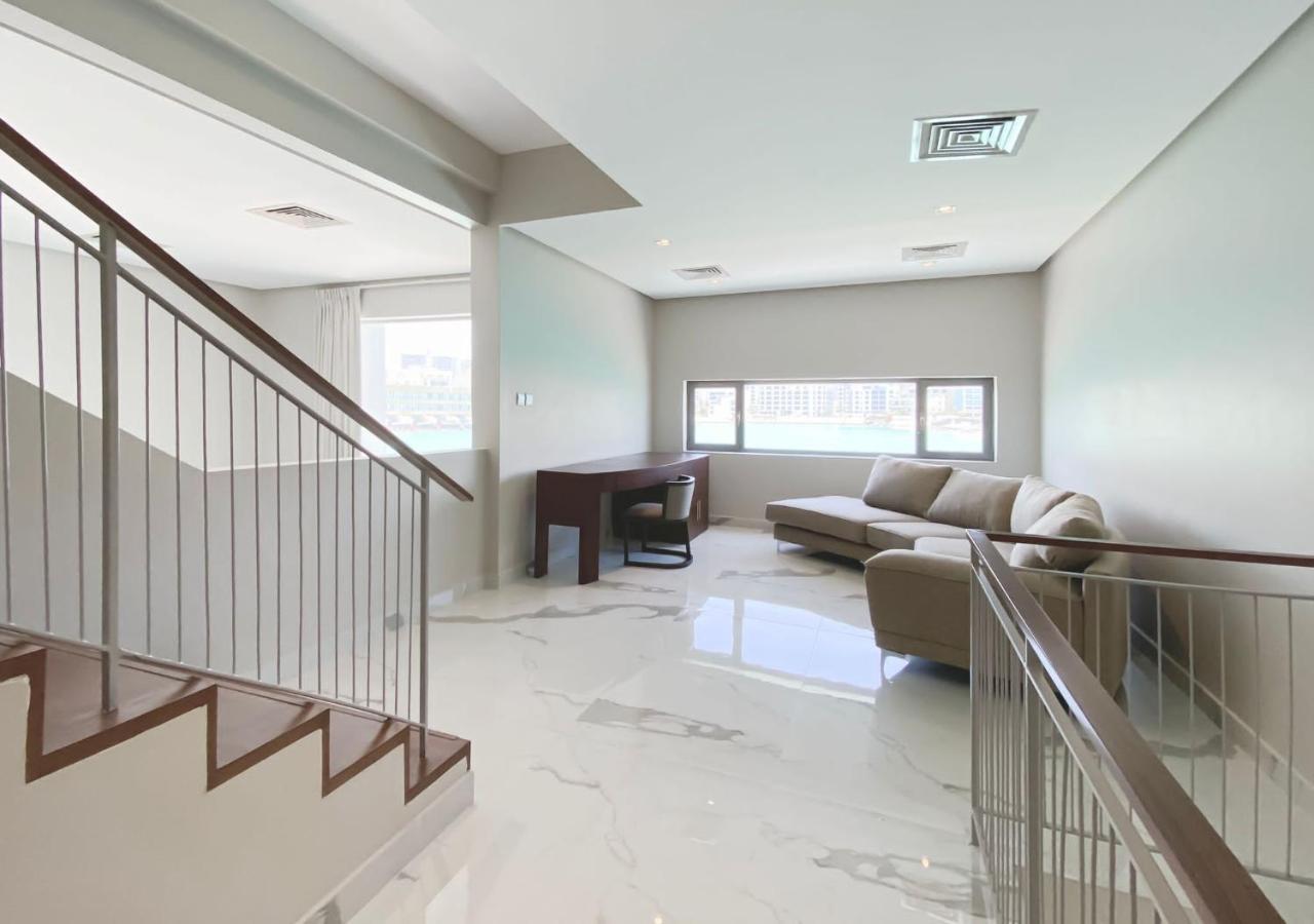 Sea Loft Villas Manama Exterior photo